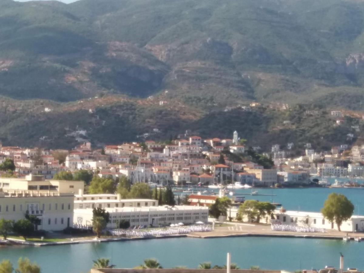 Forest & Sea Apartment Poros Town Eksteriør billede